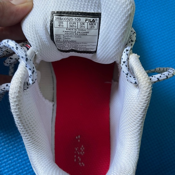 Kids Shoes - Picture 7 of 7